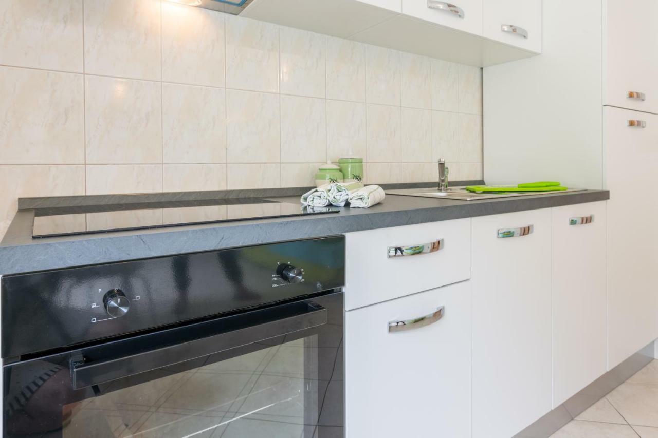 Apartment Ivana Makarska Esterno foto
