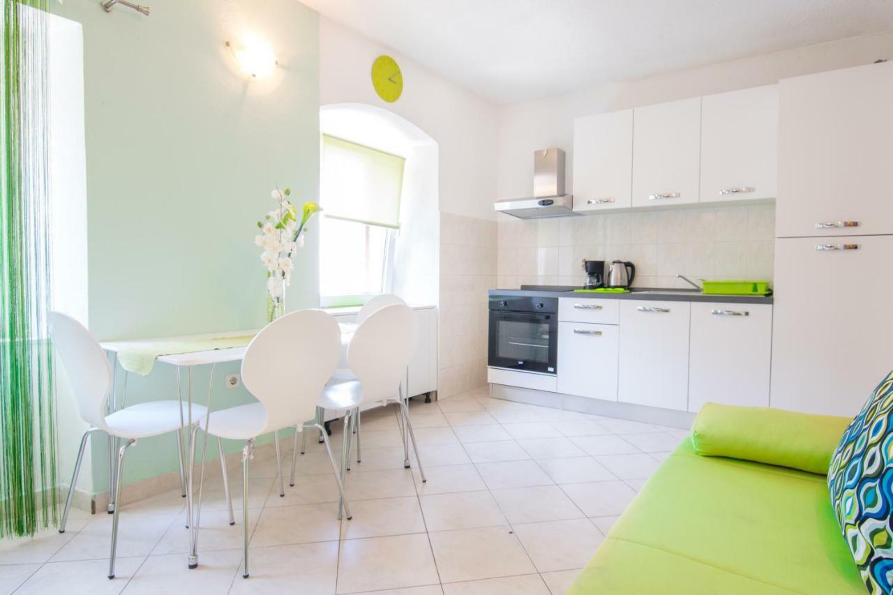 Apartment Ivana Makarska Esterno foto